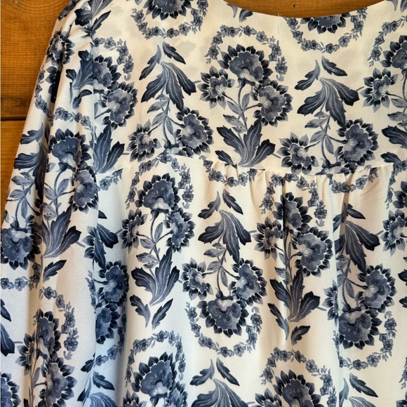 LOFT Long Sleeve Work Top - Picture 5 of 5